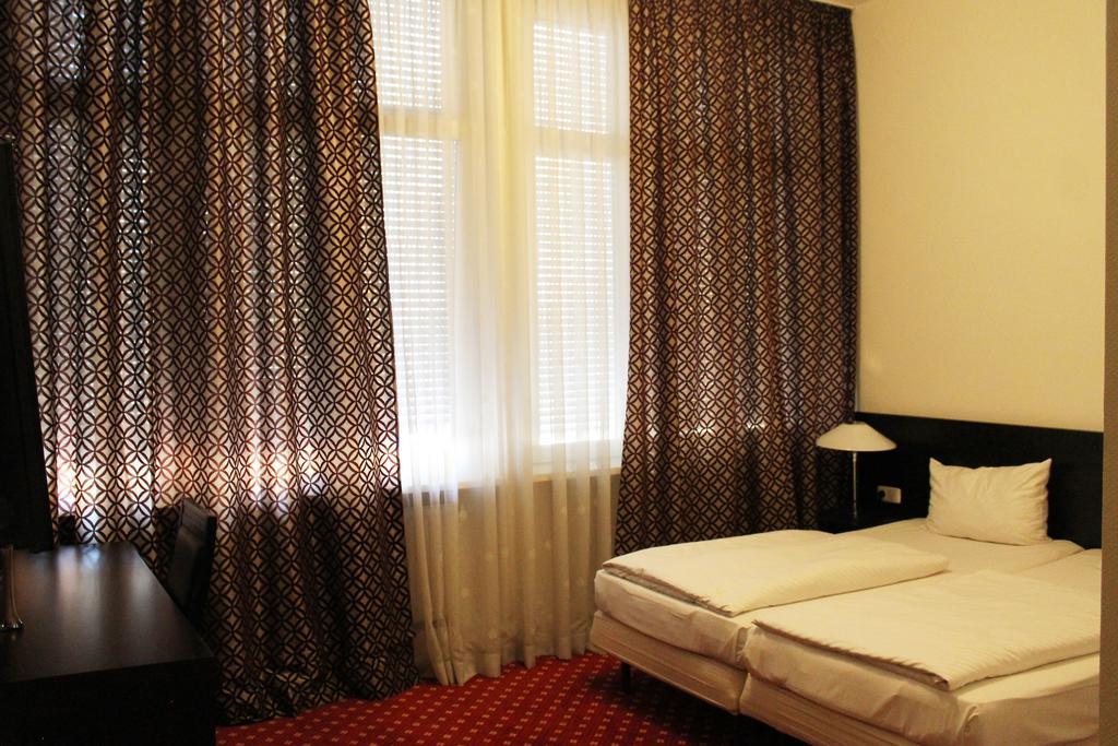 Aariana Hotel Offenbach am Main Exteriör bild